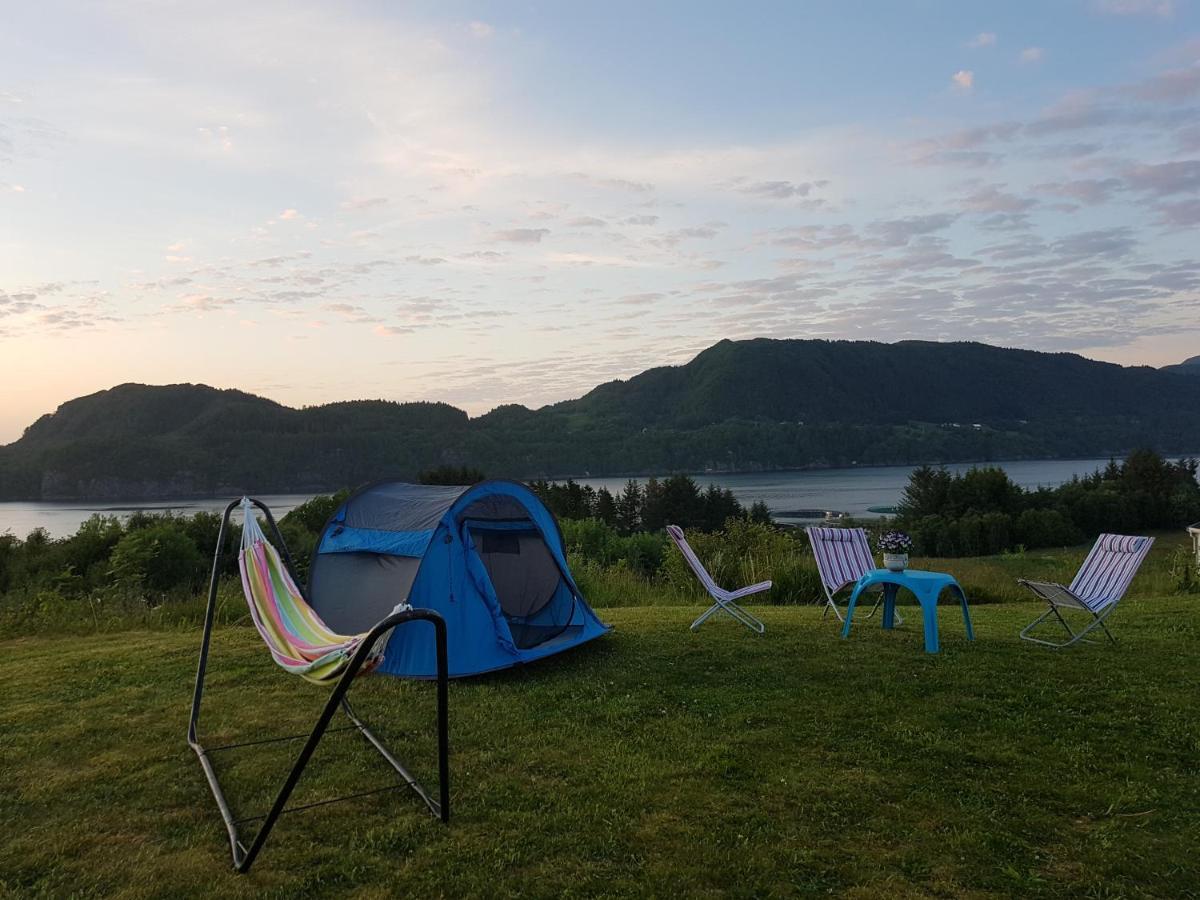 Leite Gard Near Atlantic Road In Hustadvika Lyngstad ภายนอก รูปภาพ